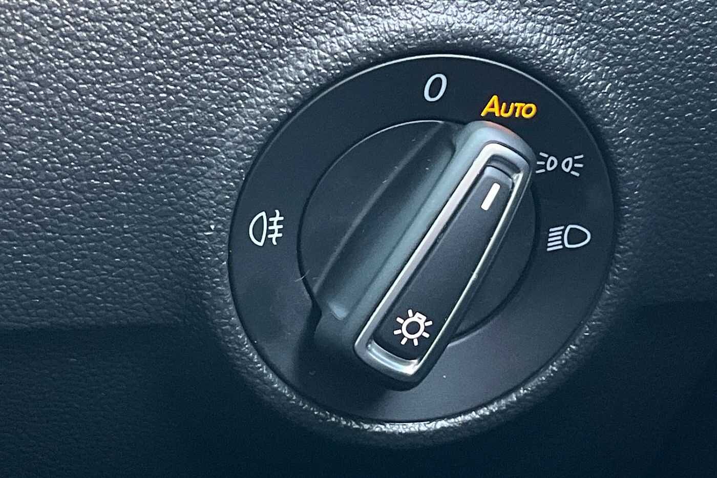 Used Volkswagen T-Roc 2018 for sale - 76673527: Photo 23