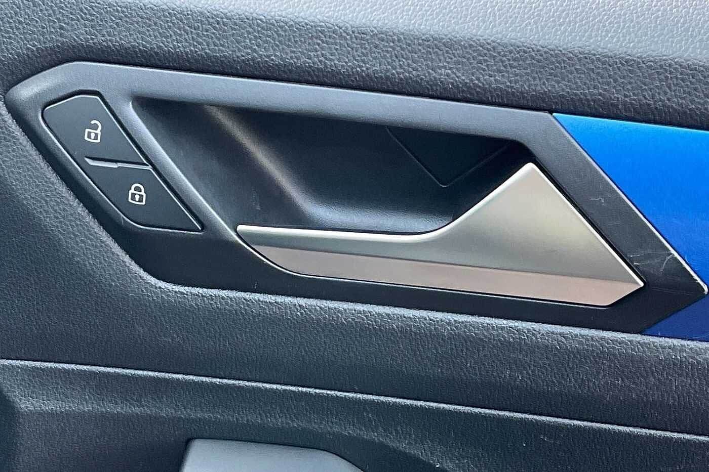 Used Volkswagen T-Roc 2018 for sale - 76673527: Photo 24