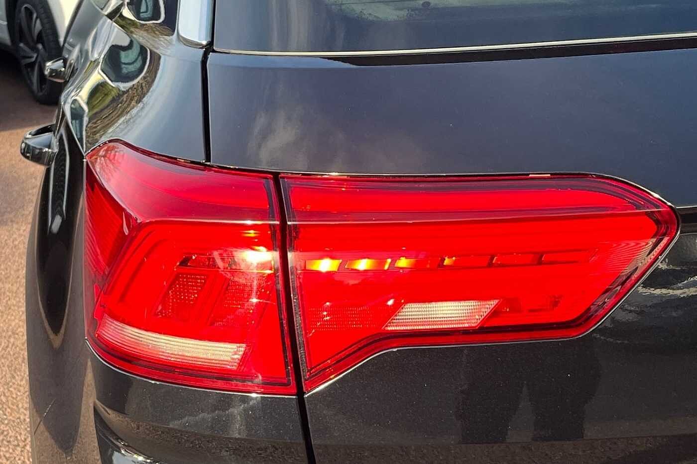 Used Volkswagen T-Roc 2018 for sale - 76673527: Photo 25