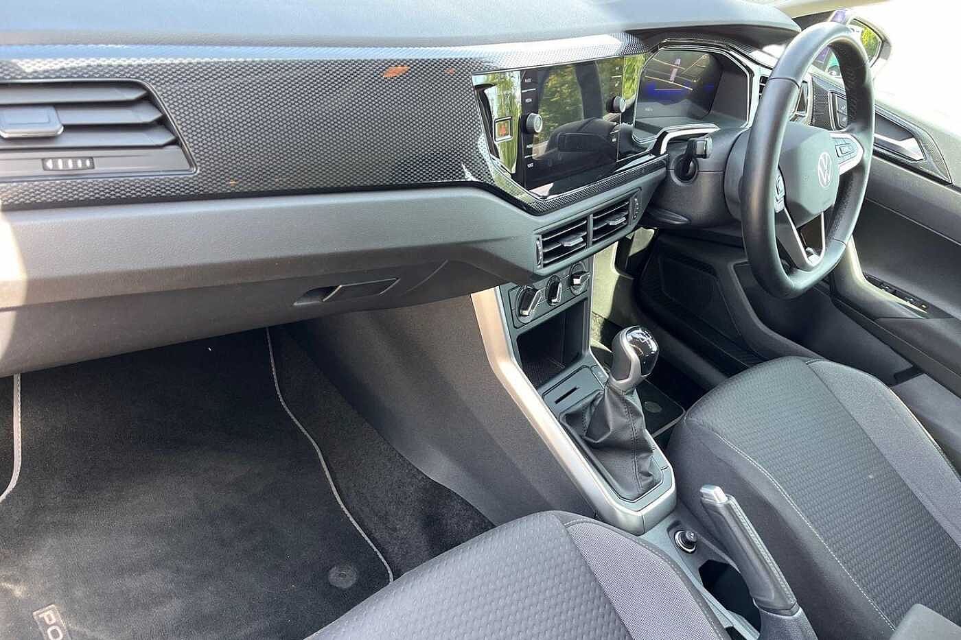 Used Volkswagen Polo 2024 for sale - 76677564: Photo 2