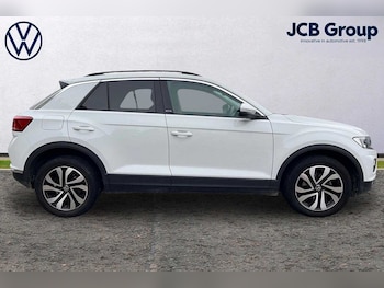 Used Volkswagen T-Roc 2022 for sale - 76675472: Photo