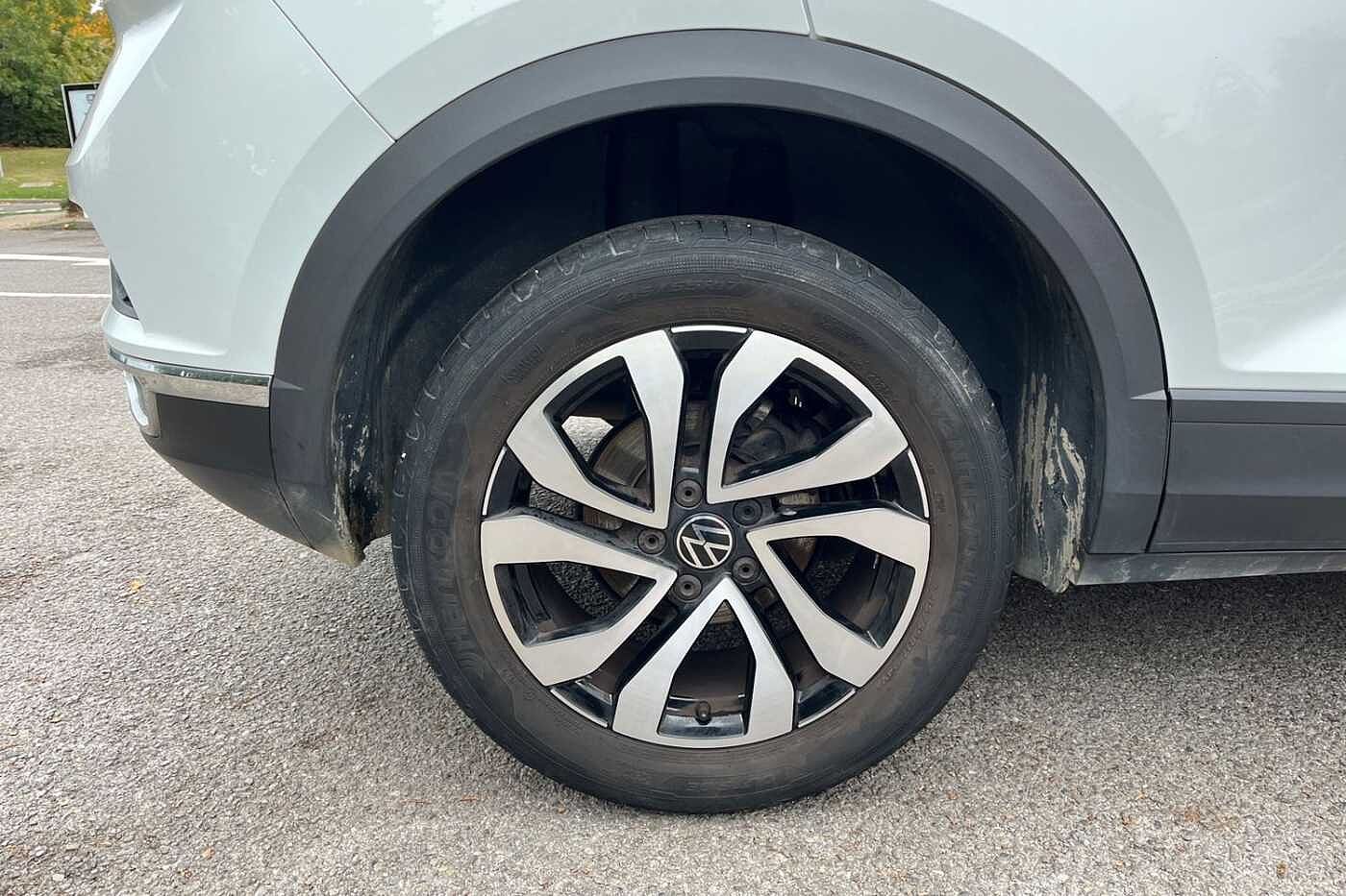 Used Volkswagen T-Roc 2022 for sale - 76675472: Photo 5