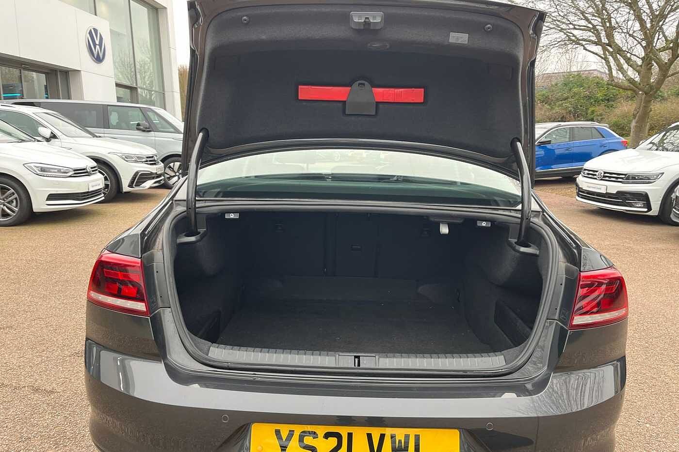 Used Volkswagen Passat 2021 for sale - 76673901: Photo 10