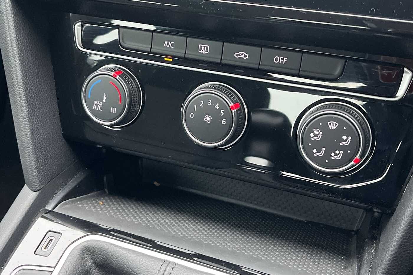 Used Volkswagen Passat 2021 for sale - 76673901: Photo 14