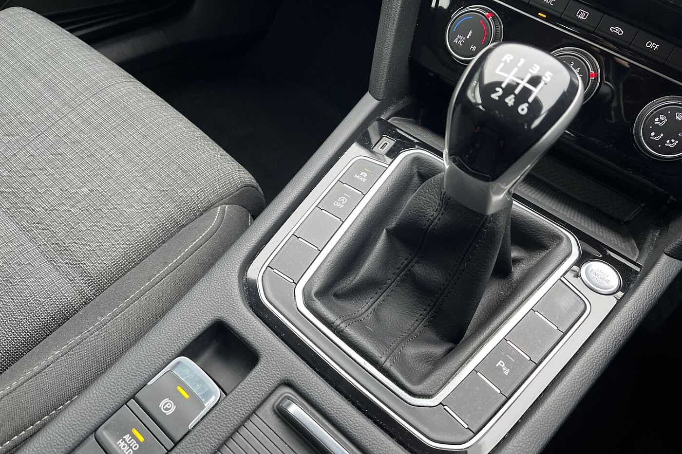 Used Volkswagen Passat 2021 for sale - 76673901: Photo 15