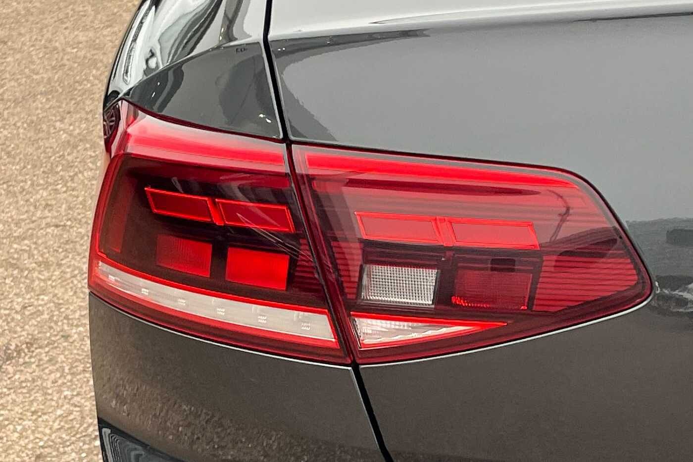 Used Volkswagen Passat 2021 for sale - 76673901: Photo 25