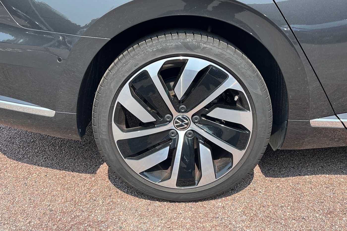 Used Volkswagen Arteon 2024 for sale - 76677358: Photo 5