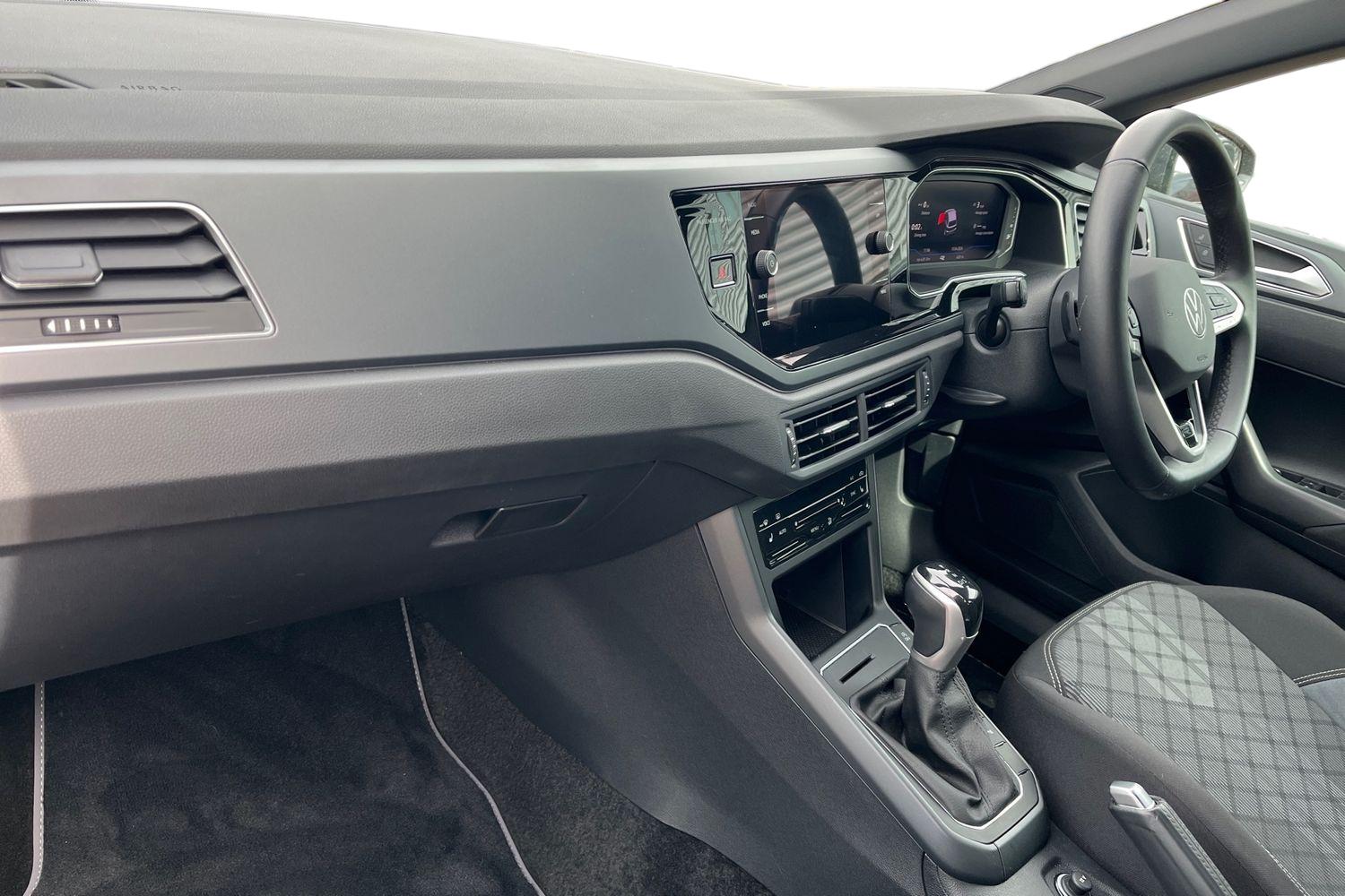 Used Volkswagen Polo 2024 for sale - 78213806: Photo 2