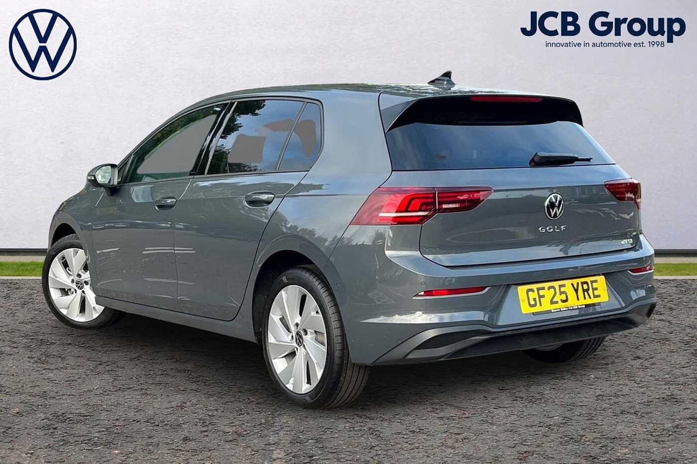 Used Volkswagen Golf 2025 for sale - 76678589: Photo 3