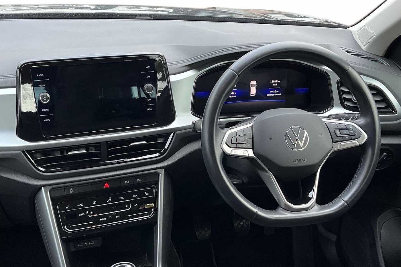 Used Volkswagen T-Roc 2023 for sale - 76676183: Photo 12