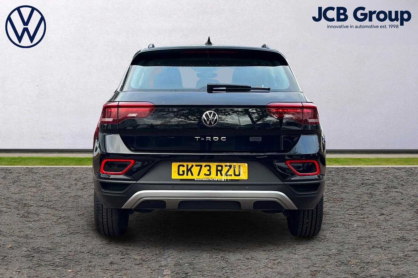 Used Volkswagen T-Roc 2023 for sale - 76676183: Photo 7