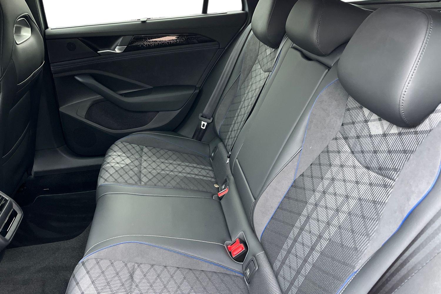 Used Volkswagen Passat 2024 for sale - 78146054: Photo 11