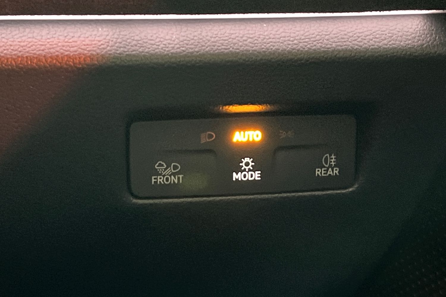 Used Volkswagen Passat 2024 for sale - 78146054: Photo 25