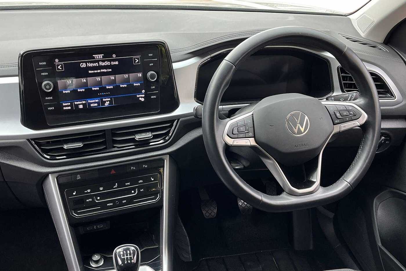 Used Volkswagen T-Roc 2023 for sale - 76675828: Photo 12