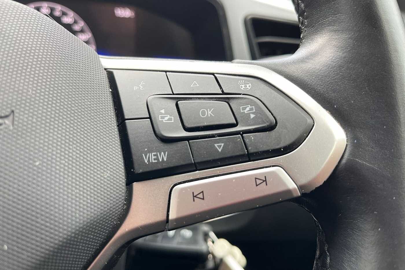 Used Volkswagen T-Roc 2023 for sale - 76675828: Photo 18