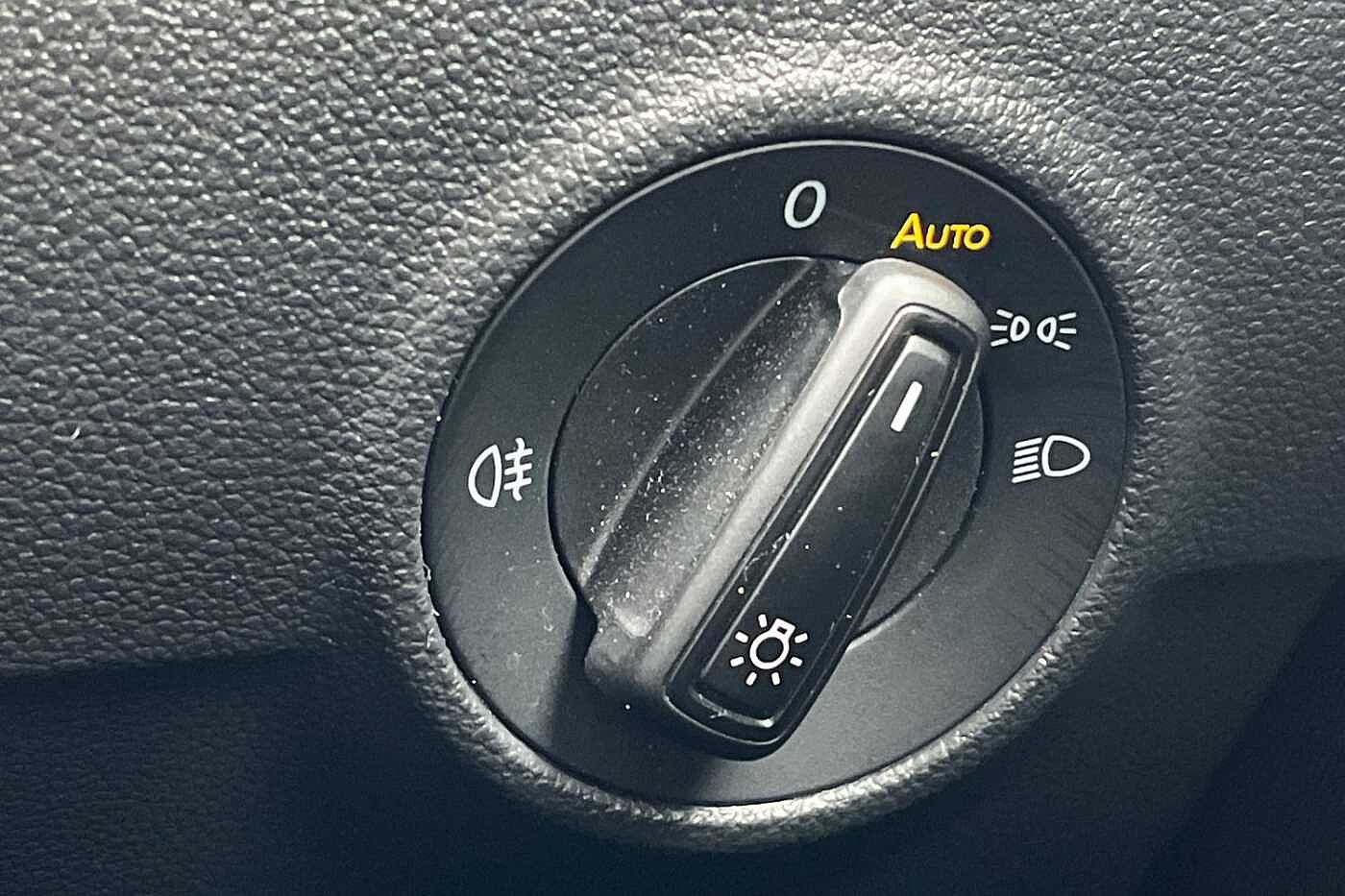 Used Volkswagen T-Roc 2023 for sale - 76675828: Photo 23