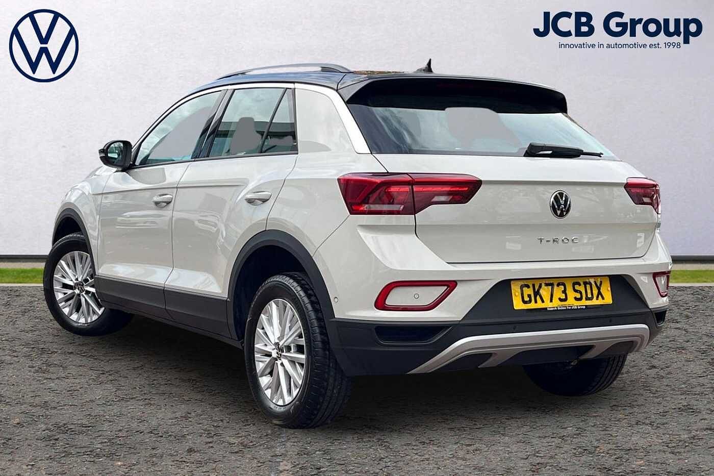 Used Volkswagen T-Roc 2023 for sale - 76675828: Photo 3