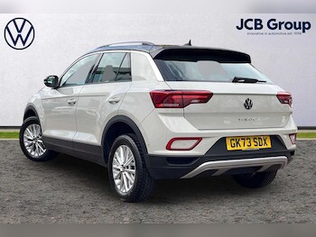 Used Volkswagen T-Roc 2023 for sale - 76675828: Photo