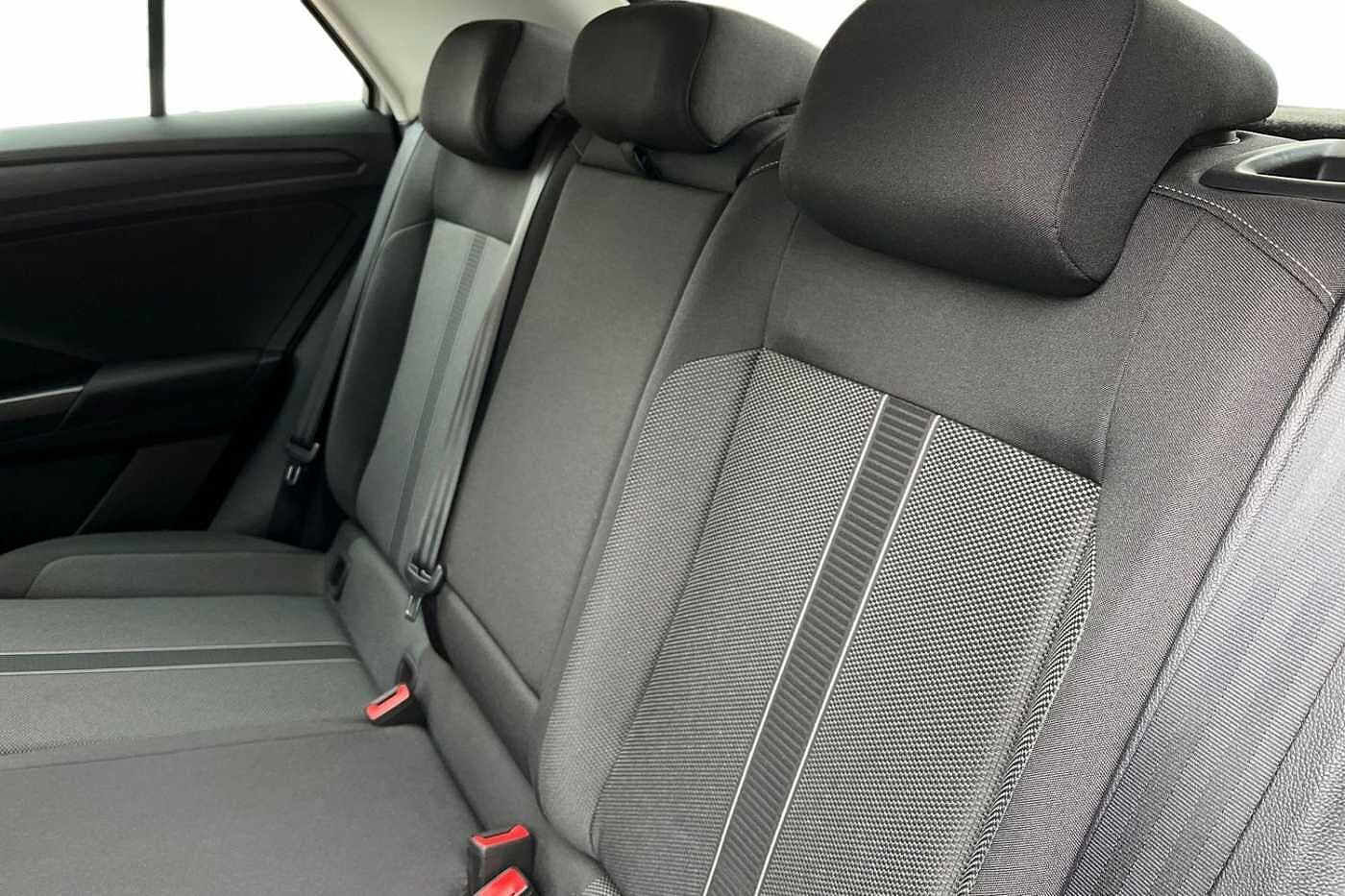 Used Volkswagen T-Roc 2023 for sale - 76675828: Photo 9