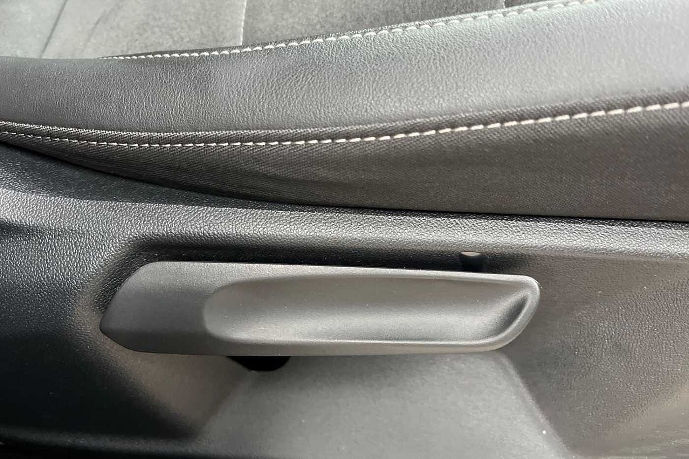 Used Volkswagen T-Roc 2022 for sale - 76675624: Photo 22