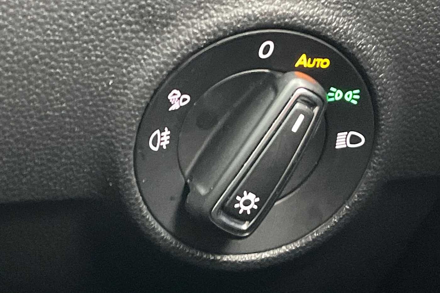 Used Volkswagen T-Roc 2022 for sale - 76675624: Photo 23