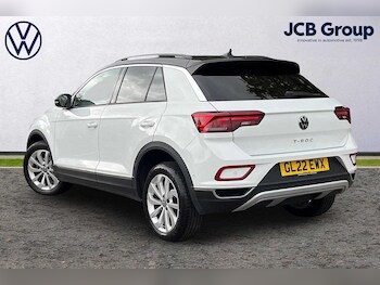 Used Volkswagen T-Roc 2022 for sale - 76675624: Photo