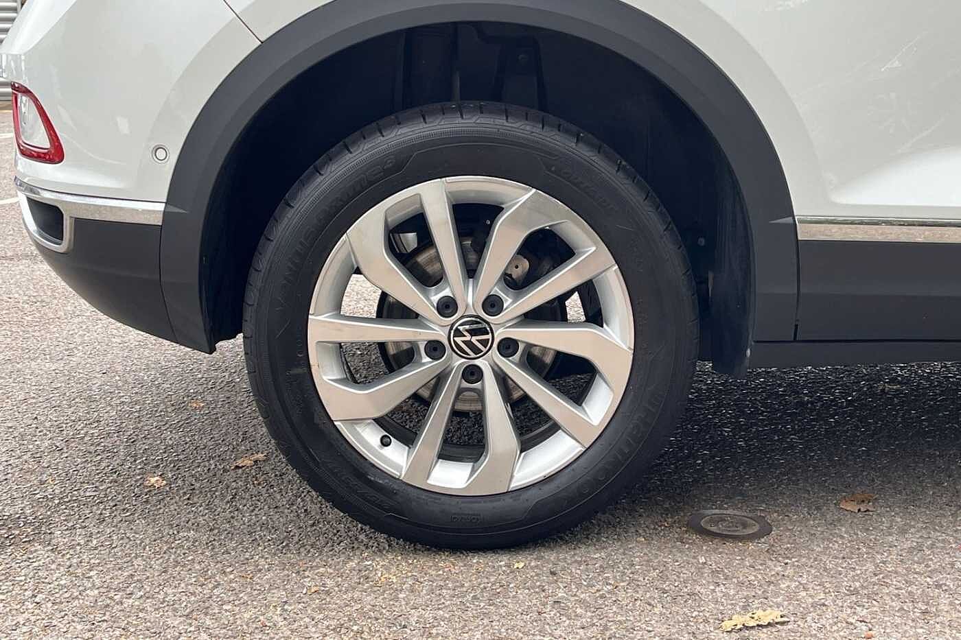 Used Volkswagen T-Roc 2022 for sale - 76675624: Photo 5