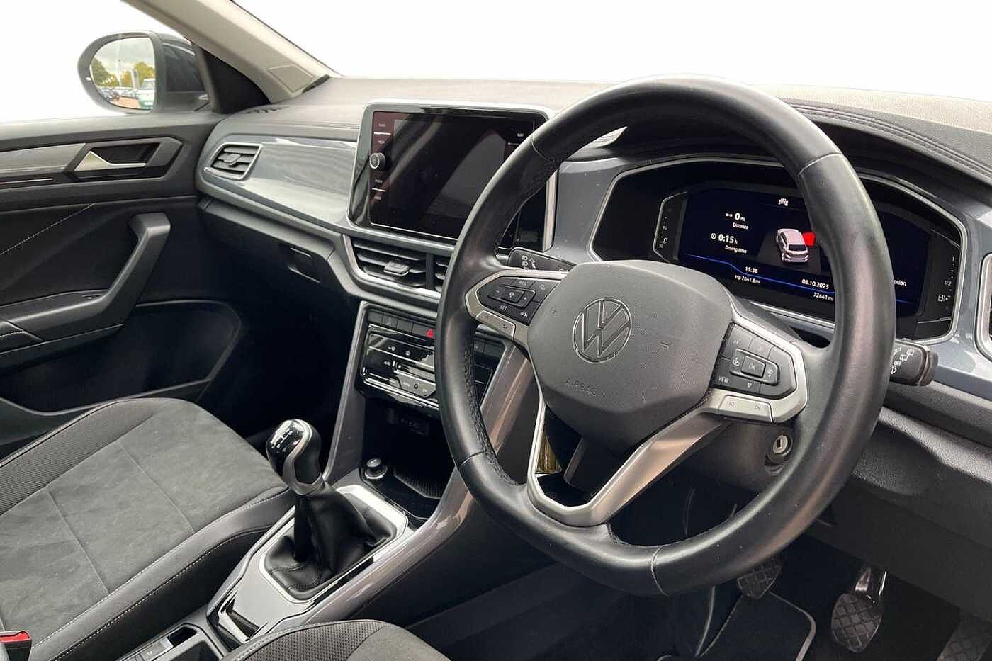 Used Volkswagen T-Roc 2022 for sale - 76675624: Photo 6