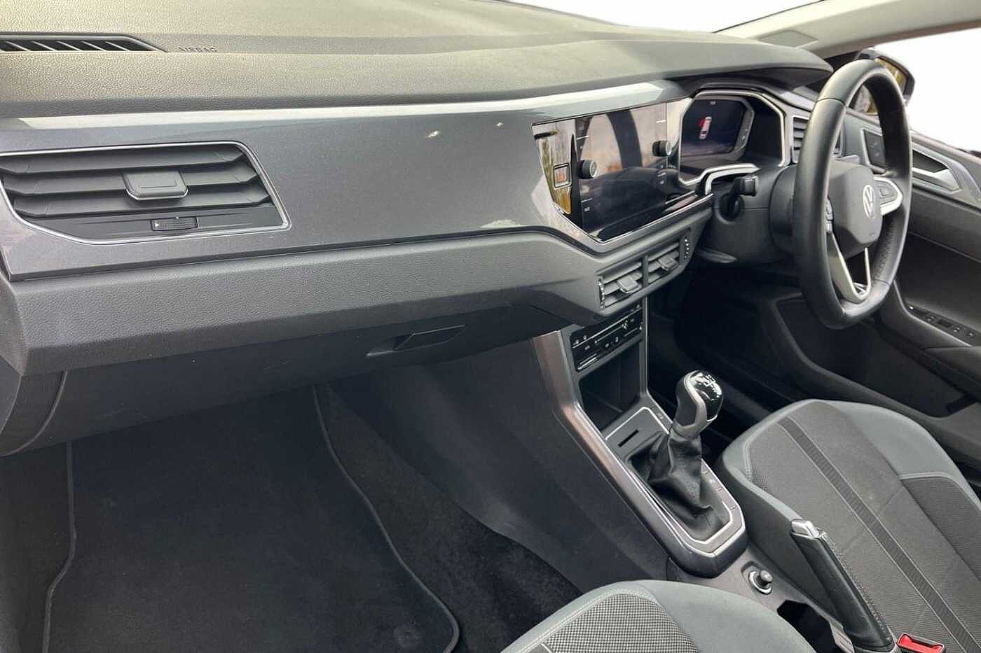 Used Volkswagen Polo 2023 for sale - 76676819: Photo 2