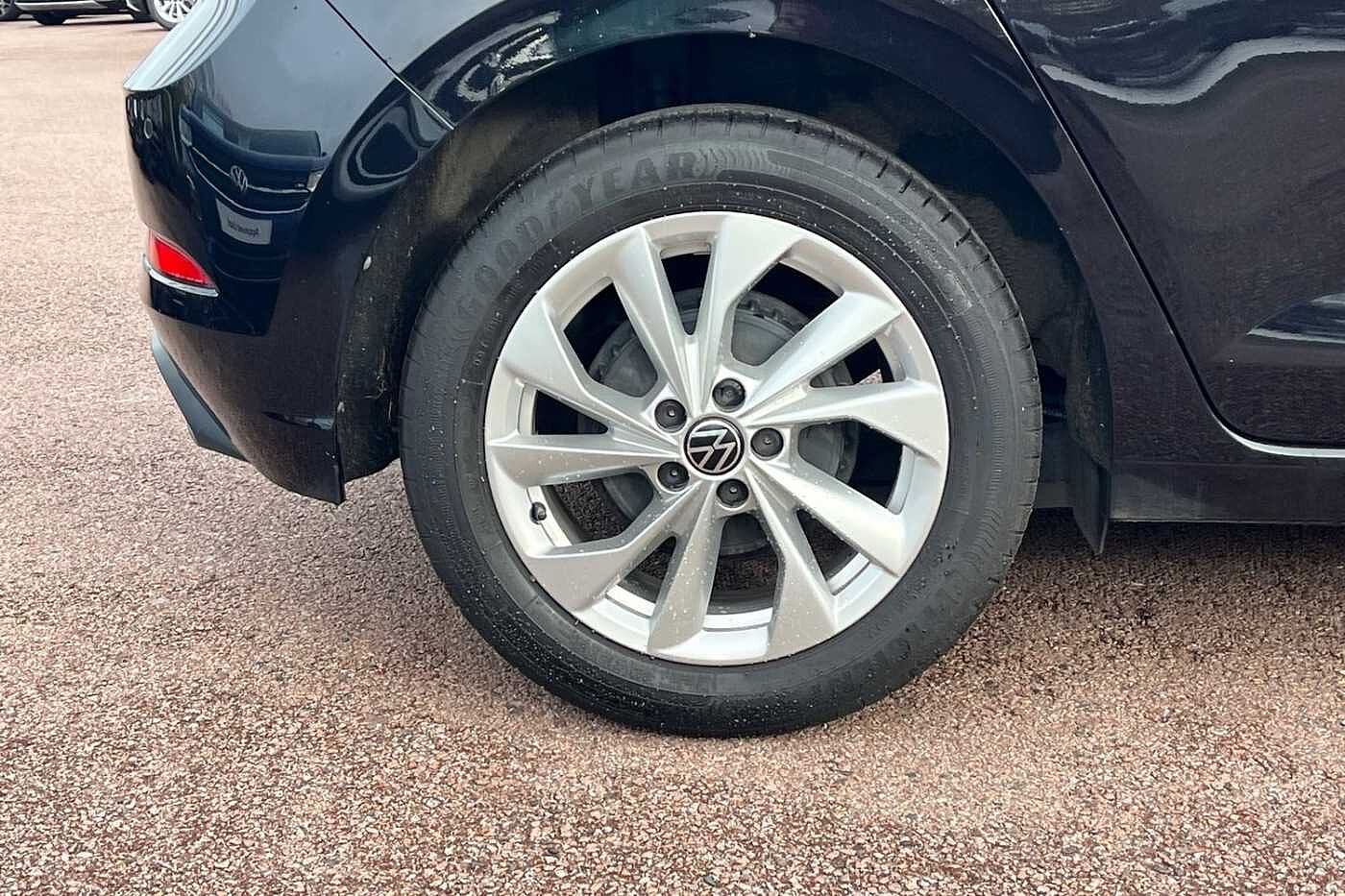 Used Volkswagen Polo 2023 for sale - 76676819: Photo 5