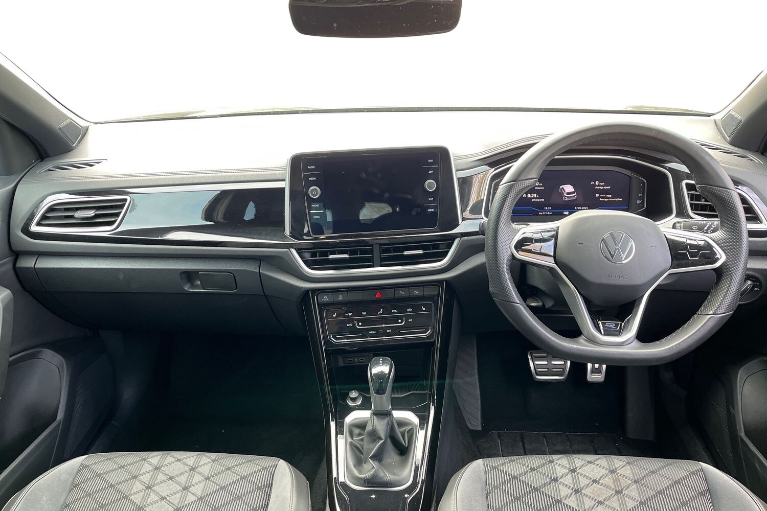 Used Volkswagen T-Roc 2023 for sale - 77552119: Photo 13