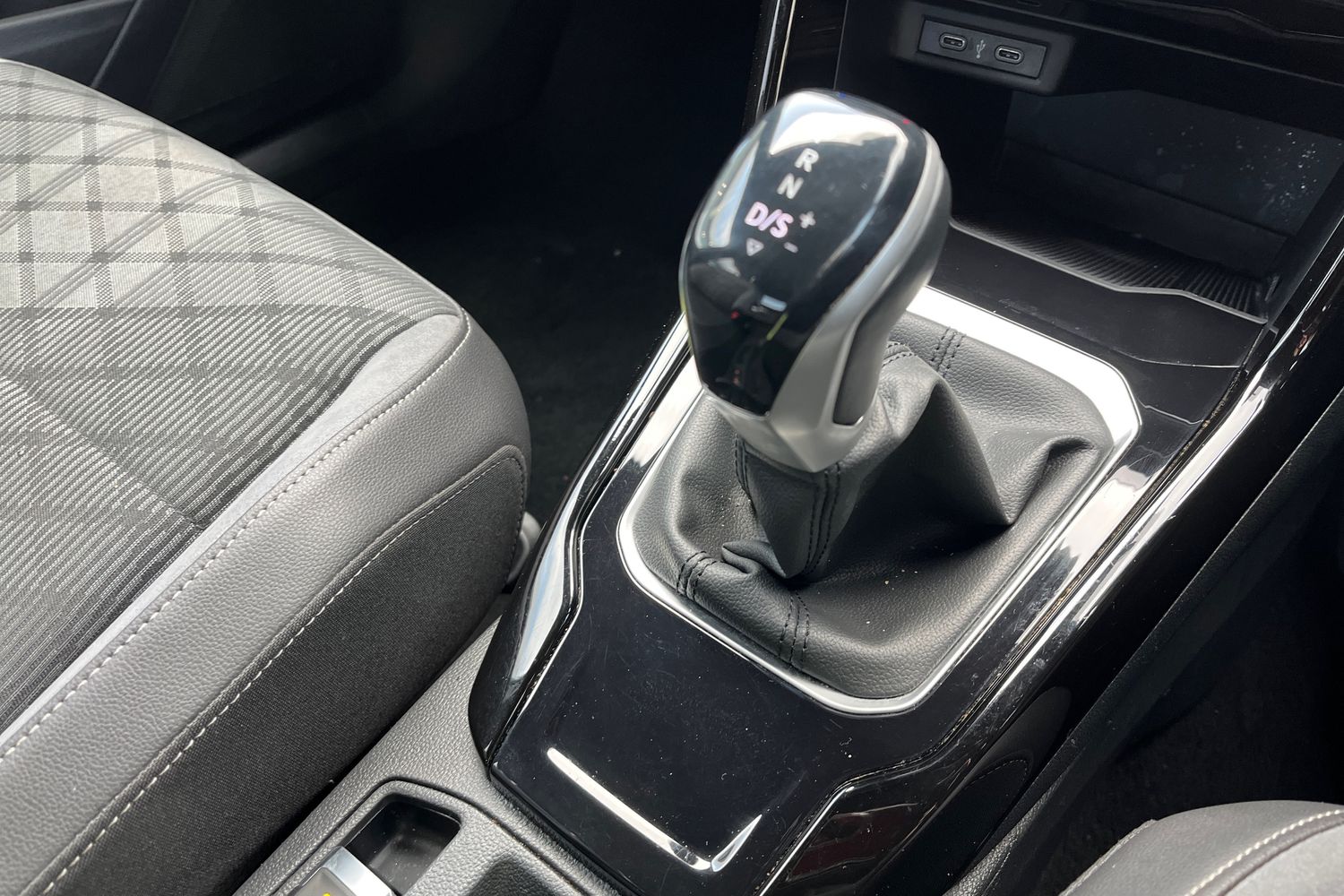 Used Volkswagen T-Roc 2023 for sale - 77552119: Photo 17