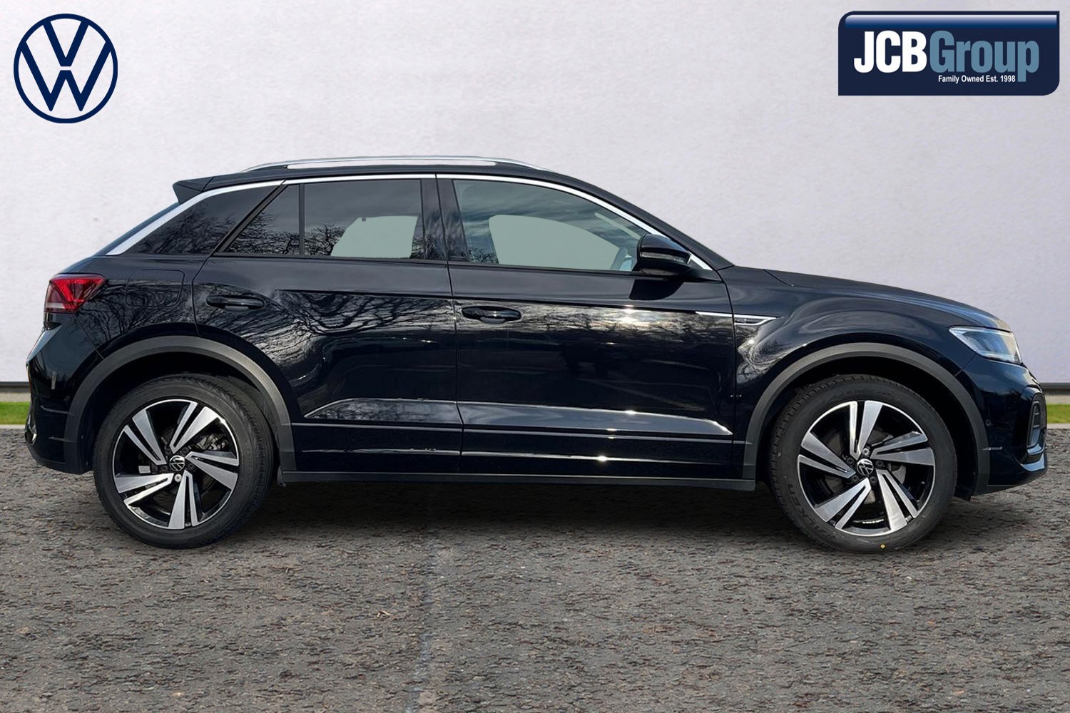Used Volkswagen T-Roc 2023 for sale - 77552119: Photo 4