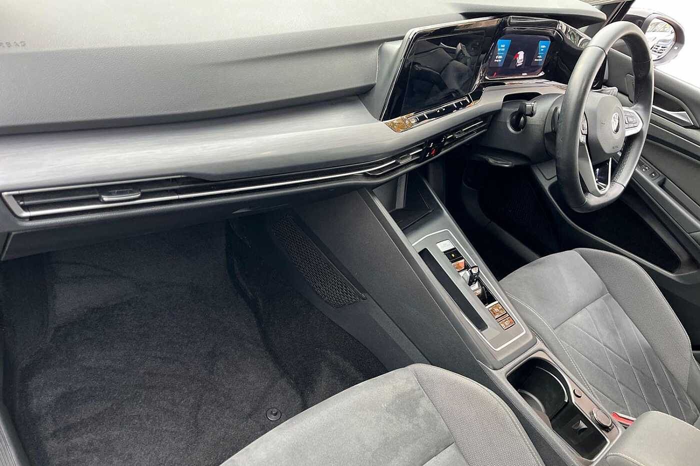 Used Volkswagen Golf 2022 for sale - 76674412: Photo 2