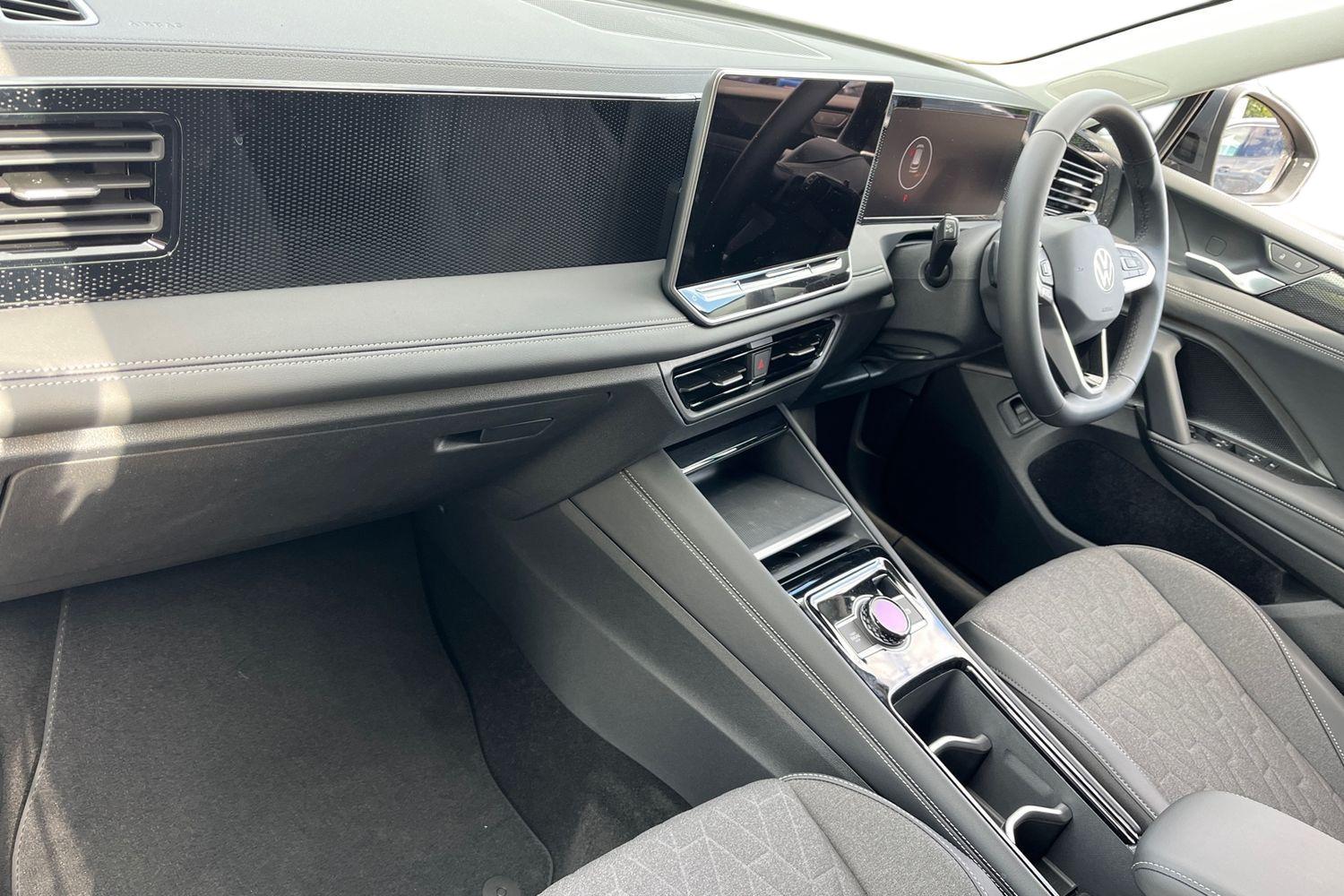 Used Volkswagen Tiguan 2024 for sale - 77614002: Photo 2