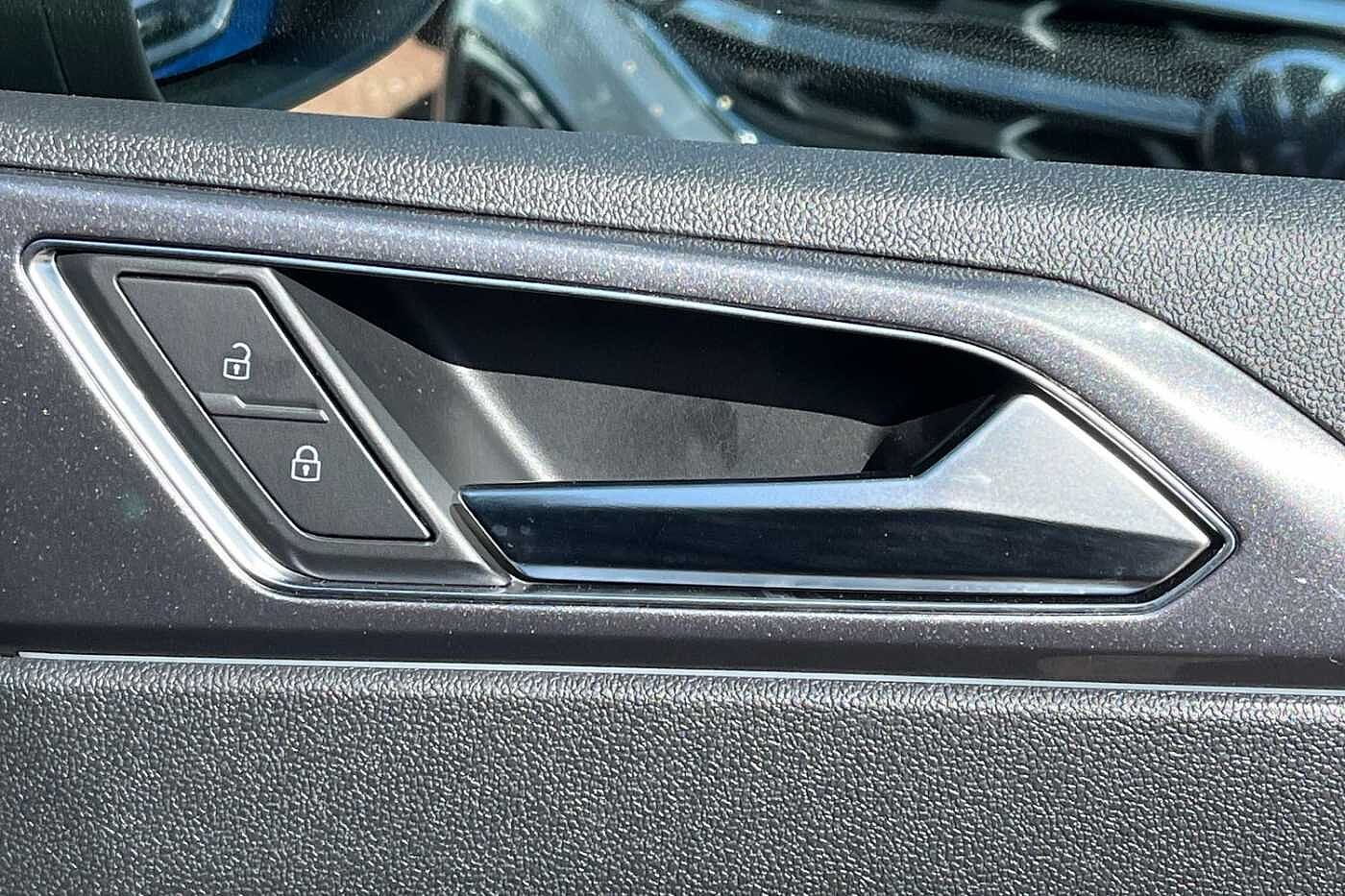 Used Volkswagen Taigo 2024 for sale - 76676915: Photo 24