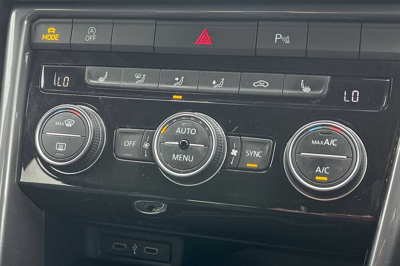 Used Volkswagen T-Roc 2022 for sale - 76675037: Photo 14