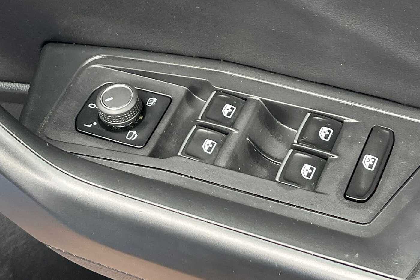 Used Volkswagen T-Roc 2022 for sale - 76675037: Photo 21