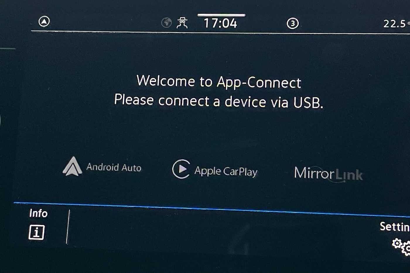 Used Volkswagen T-Roc 2023 for sale - 76676753: Photo 13