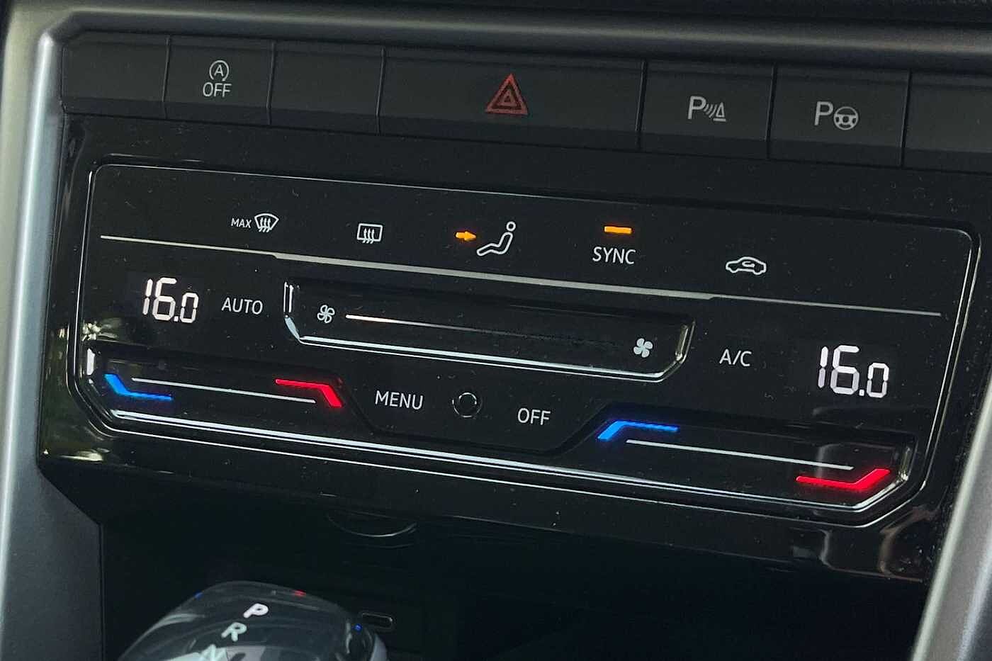 Used Volkswagen T-Roc 2023 for sale - 76676753: Photo 14