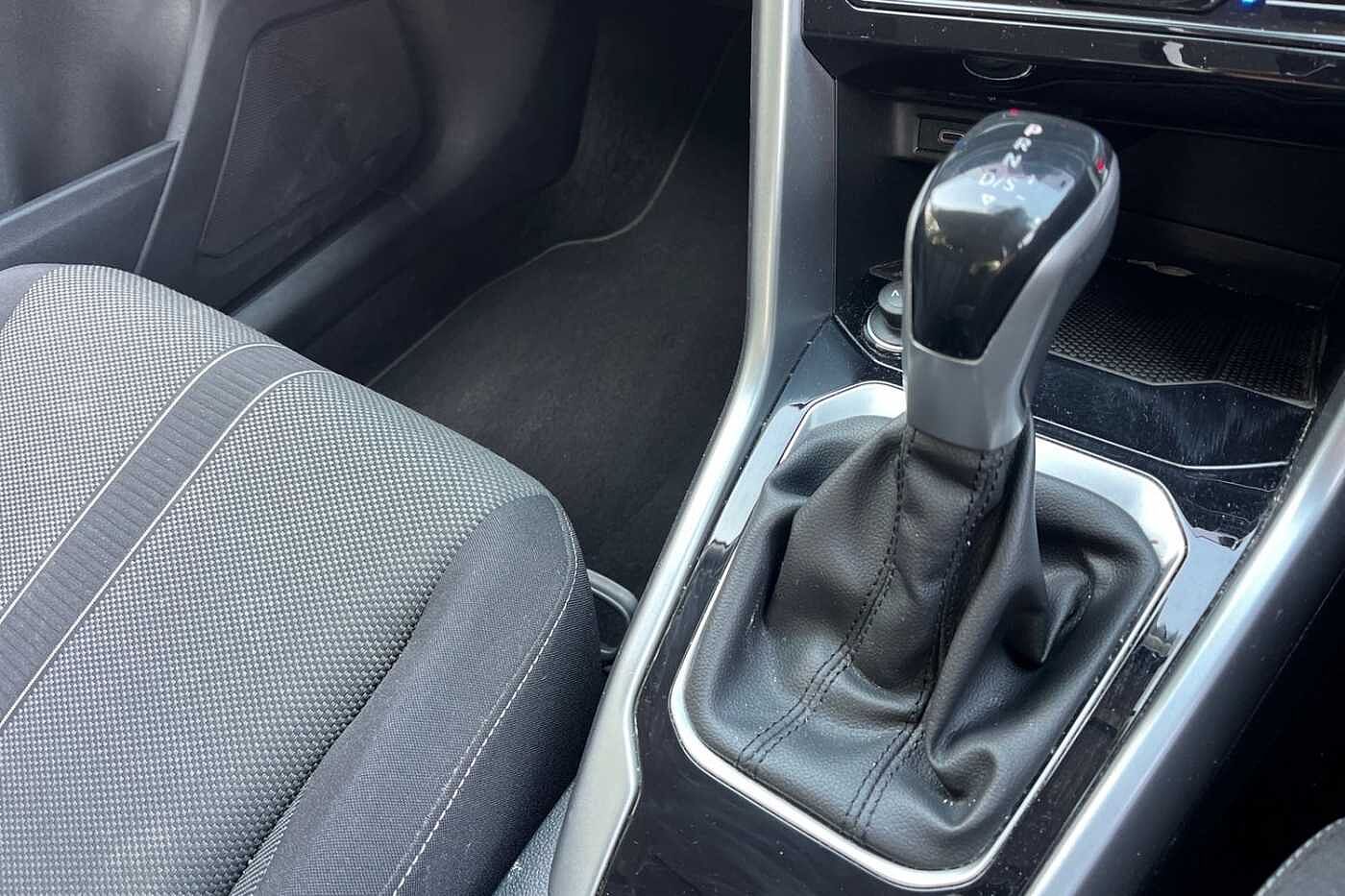 Used Volkswagen T-Roc 2023 for sale - 76676753: Photo 15