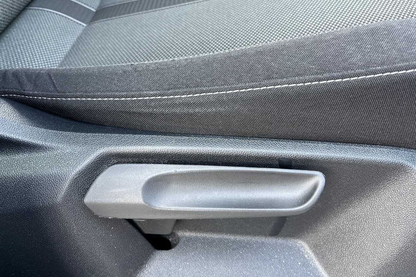 Used Volkswagen T-Roc 2023 for sale - 76676753: Photo 22