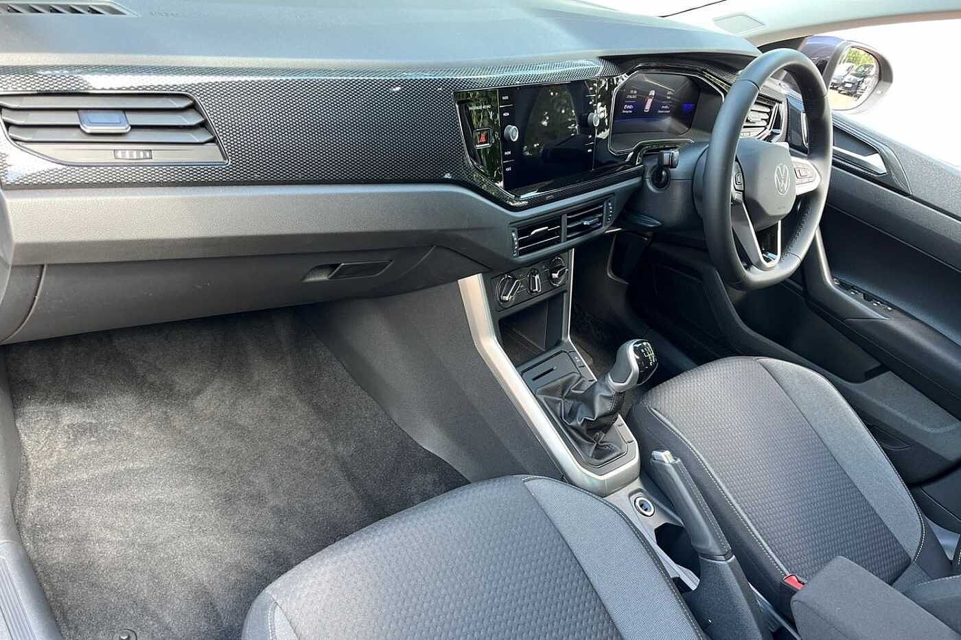 Used Volkswagen Taigo 2024 for sale - 76677087: Photo 2