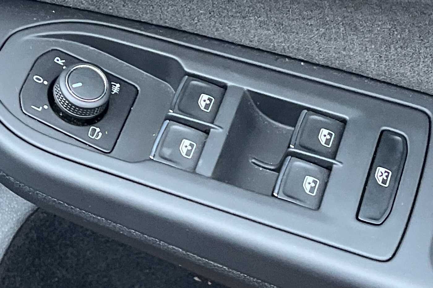 Used Volkswagen Golf 2024 for sale - 76677176: Photo 21