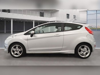 Used Ford Fiesta 2010 for sale - 75726798: Photo