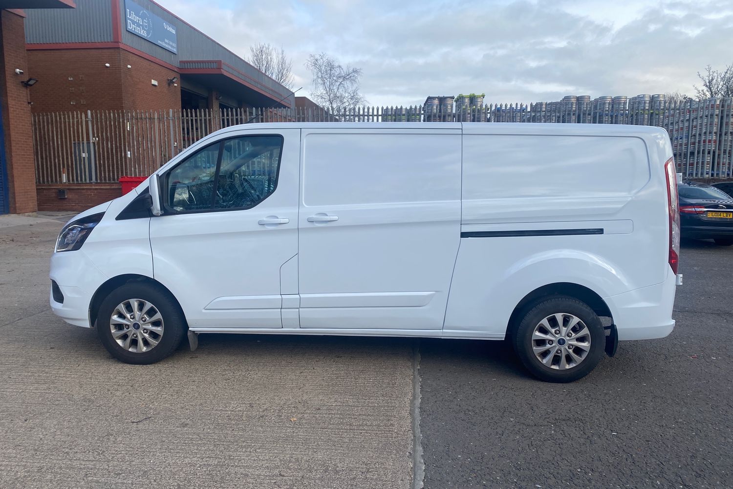 Used Ford Transit Custom 2023 for sale - 76578104: Photo 4