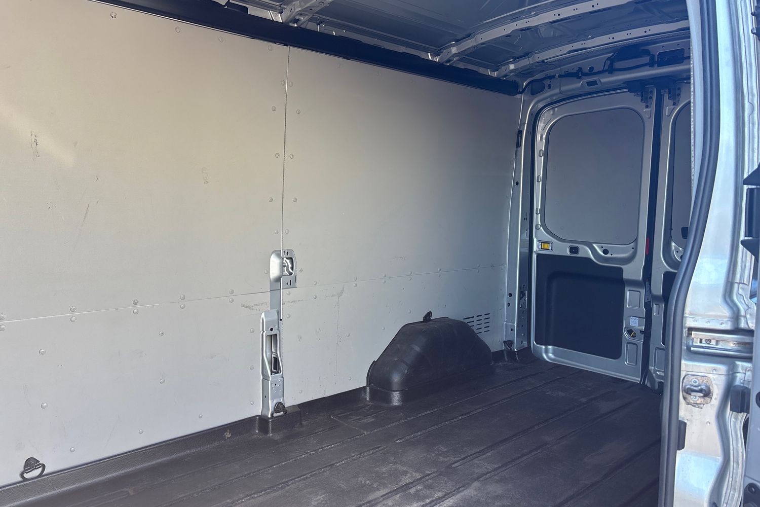 Used Ford Transit 2024 for sale - 77947013: Photo 8