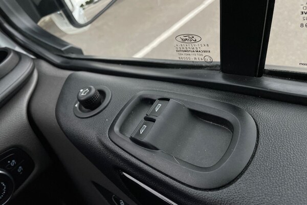 Used Ford Transit Custom 2023 for sale - 74854965: Photo 37