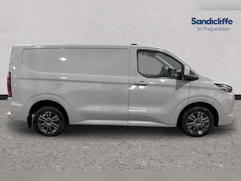 Used Ford Transit Custom 2024 for sale - 77136901: Photo