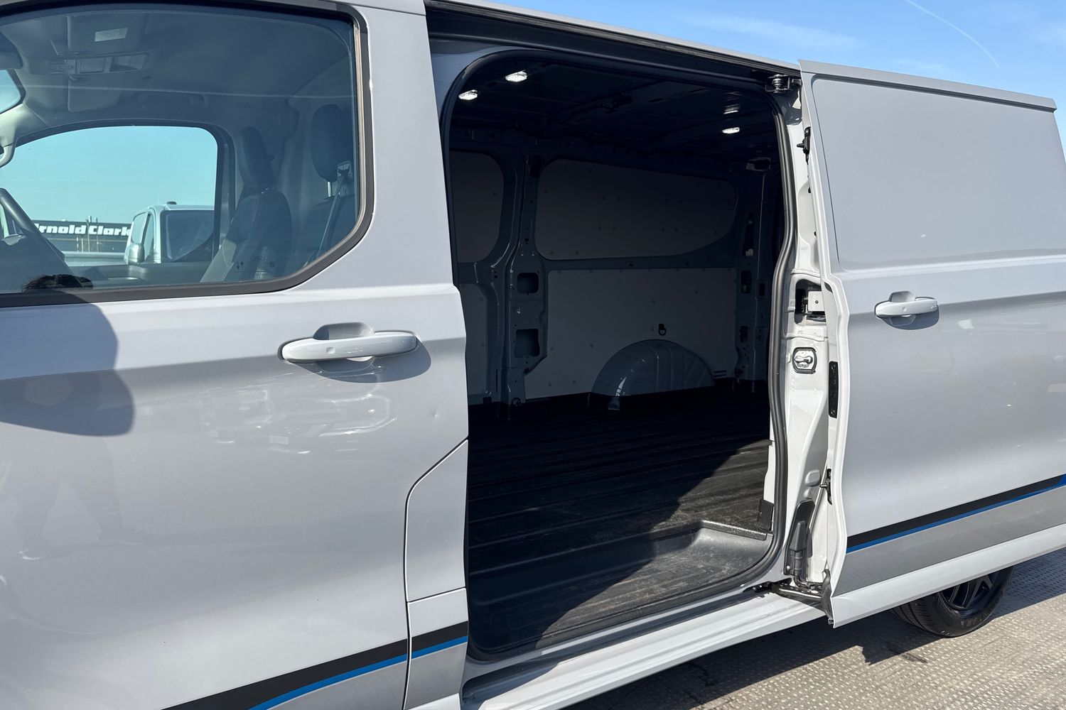 Used Ford Transit Custom 2025 for sale - 78169053: Photo 19